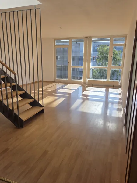 +++ Moderne 2 Zimmer-Maisonettewohnung mit Balkon & großzügiger Terrasse in Spandau +++ — photo 1